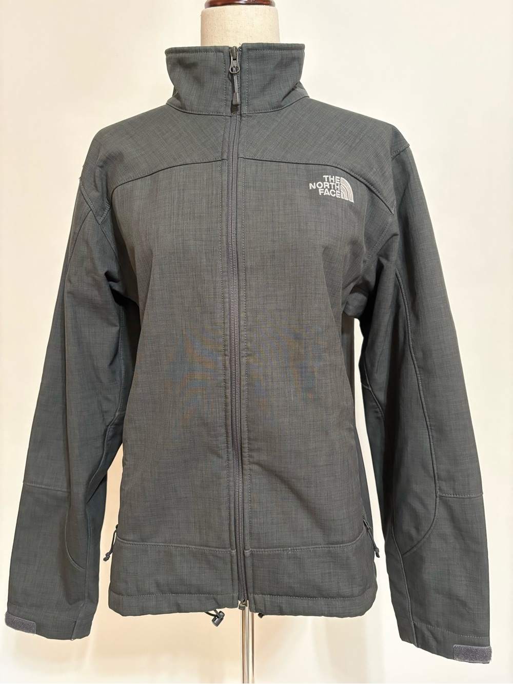 The North Face Men’s Full-Zip Dark Gray Fleece Lined Softshell Jacket Size M